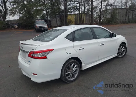 2014 Nissan Sentra Sr z USA, uszkodzony, nr VIN 3N1AB7AP5EY296801